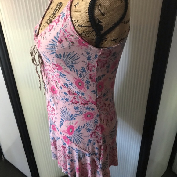 Free People summer mini dress. Ruched chest w/tie - Picture 3 of 7